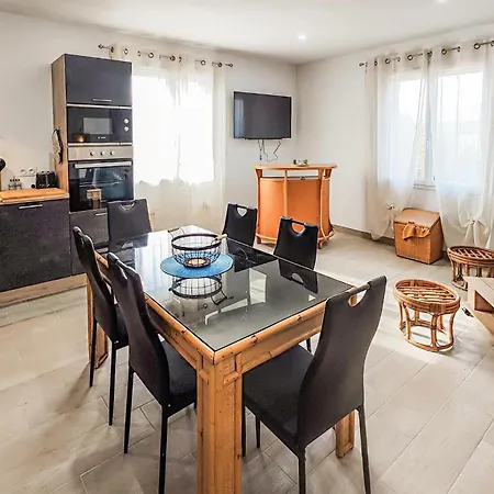 1 Bedroom Stunning In Narbonne